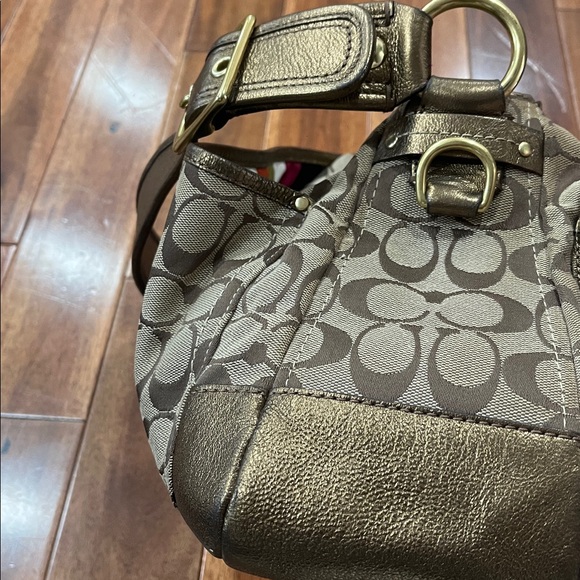 Coach Stylish Brown Patterned  Bag - Picture 2 of 13